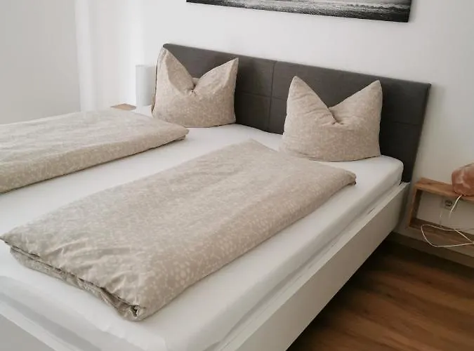 Told Elisabeth * フューゲン